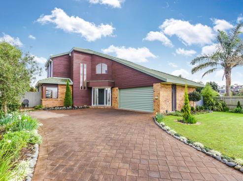 16 Solana Court, Botany Downs