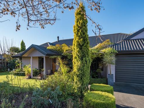 4 Stagg Place, Brightwater