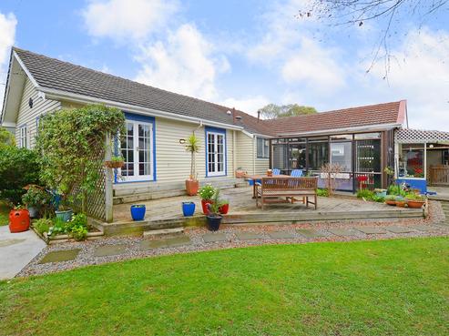 1 Kapuranga Grove, Stokes Valley