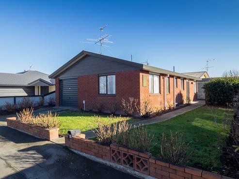 45 Chalmers Avenue, Hampstead