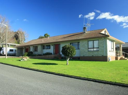 28 Hillcrest Street, Tirau