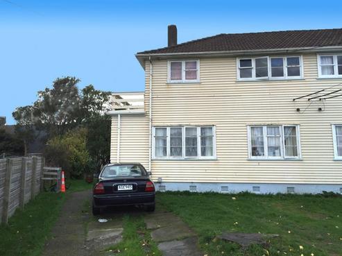 4 Bertram Grove, Naenae