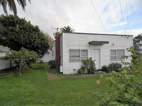 44 Avenue Road, Foxton