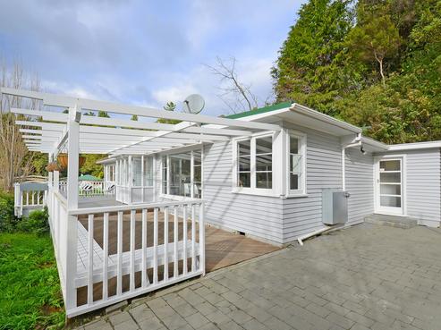 20 Kereru Grove, Stokes Valley