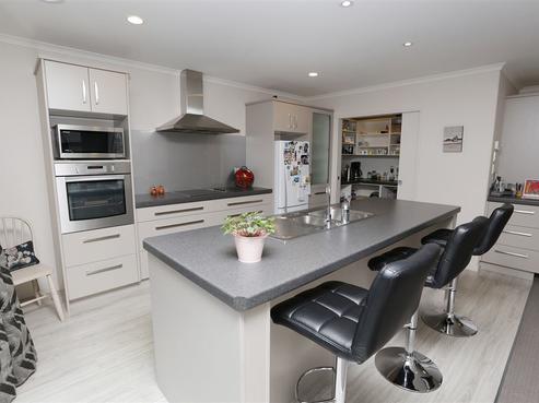 9 Tallentire Crescent, Huntington