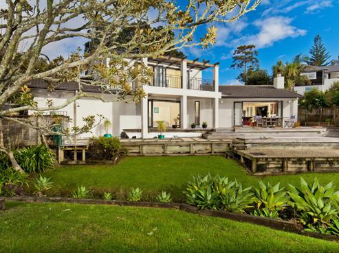 212 Beach Road, Campbells Bay