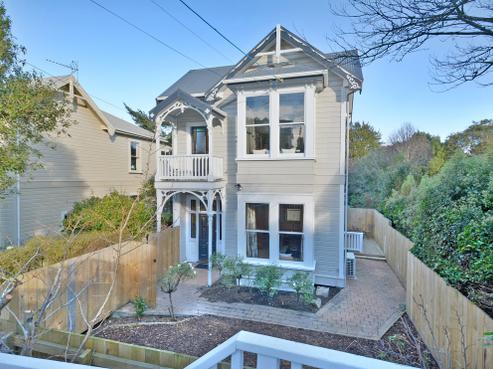 12 Kilgour Street, Roslyn