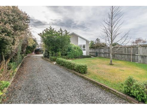 10 Somerset Place, Woodend