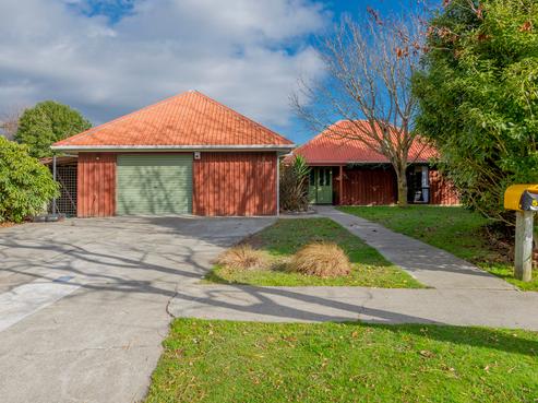 53 Nimmo Avenue West, Waikanae