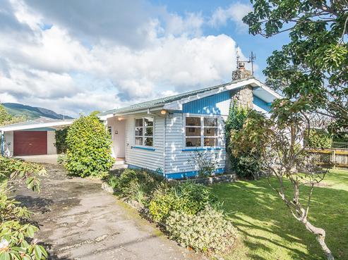 42 Rimu Street, Waikanae