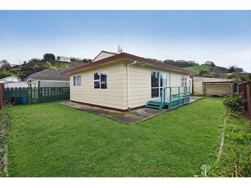 8A Rimu Street, Toi Toi
