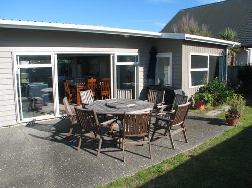 123 The Fairway, Matarangi