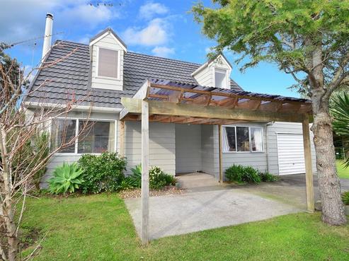 1/13 Edgewater Grove, Orewa
