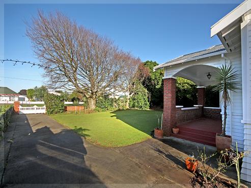 33 Robinson Street, Foxton