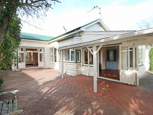 104 West Street, Feilding