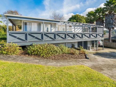 3/225 Wairau Road, Totara Vale
