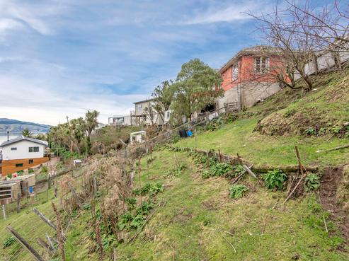 16 Ross Terrace, Lyttelton