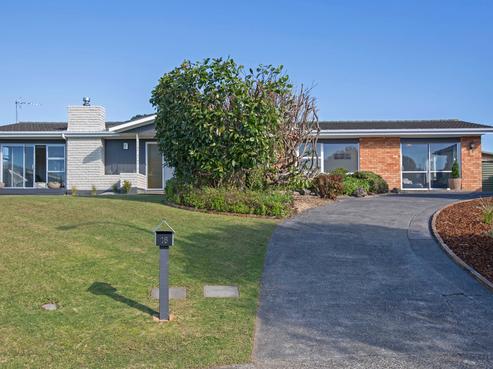 18 Quibray Place, Botany Downs