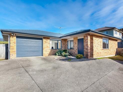 12 Scowns Way, Glendene