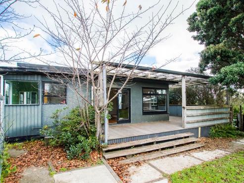 25 Sweetman Avenue, Paraparaumu Beach