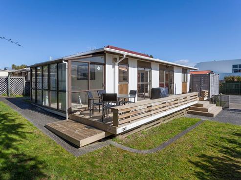 106B Philomel Road, Whangamata