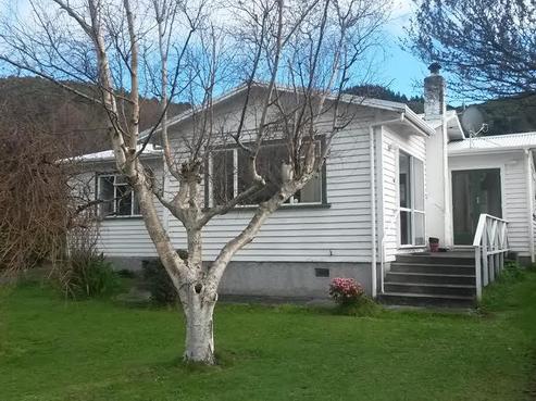73 Watt Street, Featherston
