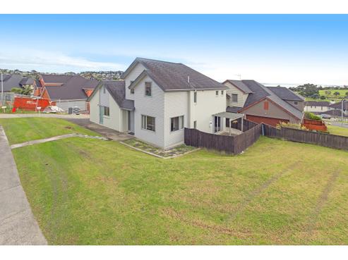 212 Alec Craig Way, Gulf Harbour