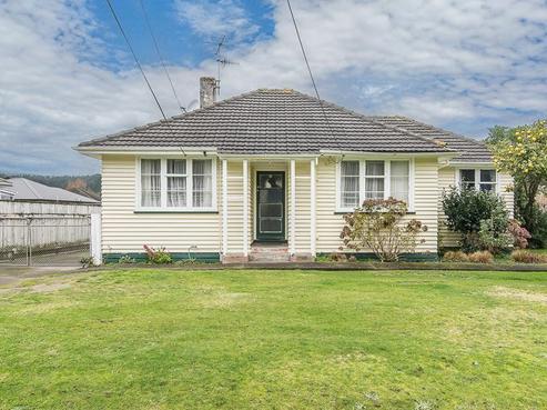 1169 Taita Drive, Taita