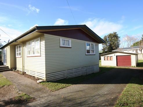 296 Sunset Road, Sunnybrook