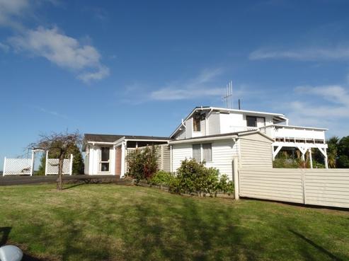 207 Grafton Road, Thames