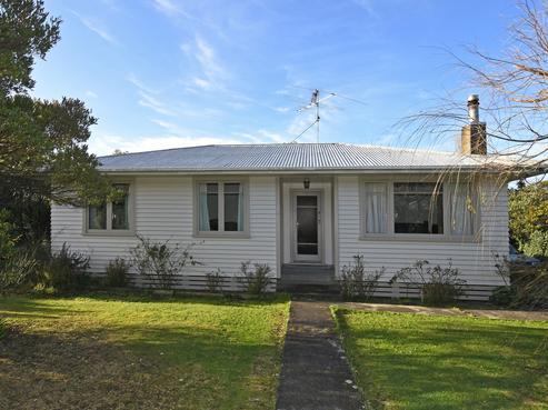32 Johnston Street, Featherston