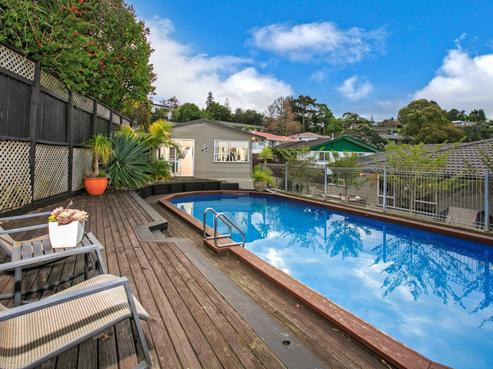 16 Gerontius Glade, Torbay