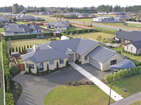 6 Preston Avenue, West Melton