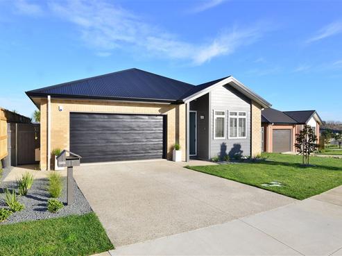 47 Cape Cod Drive, Gulf Harbour