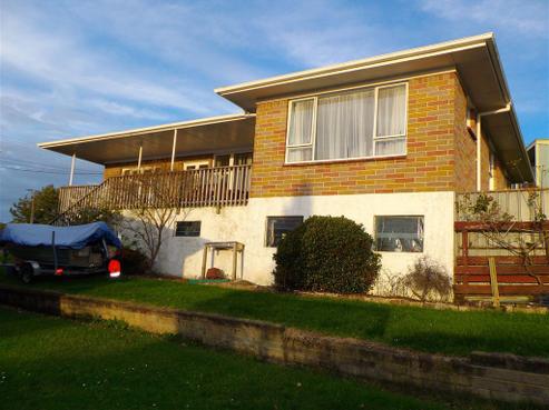 212 Tony Avenue, Thames