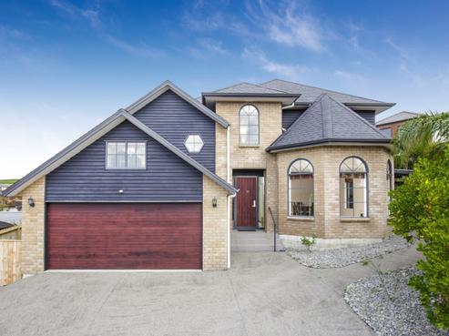 57 Medallion Drive, Oteha