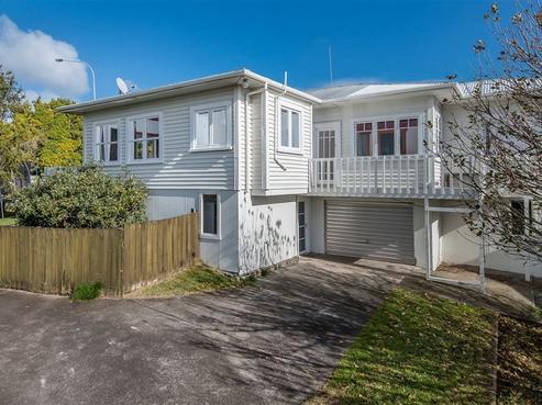 107 Mokoia Road, Birkenhead