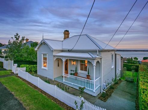 70 Palmerston Road, Birkenhead