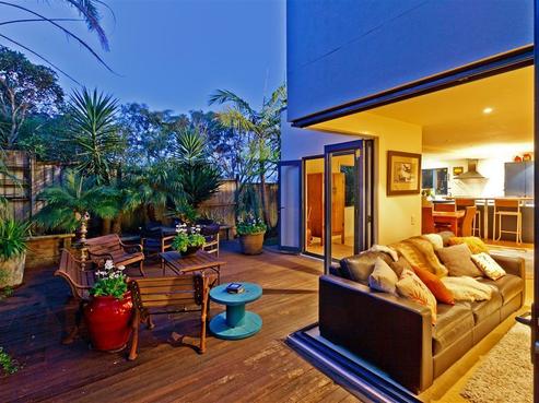 2/5 Dallinghoe Crescent, Milford