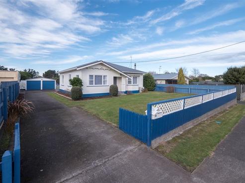 14 Gladstone Street, Hawera