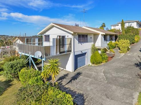 65 Juniper Road, Sunnynook