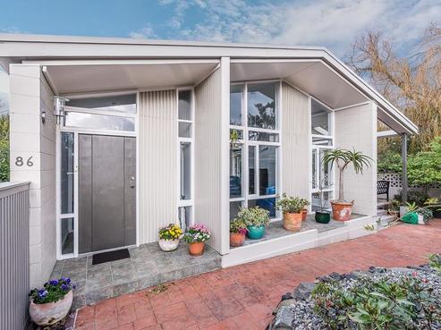 86 Waterloo Road, Central Hutt