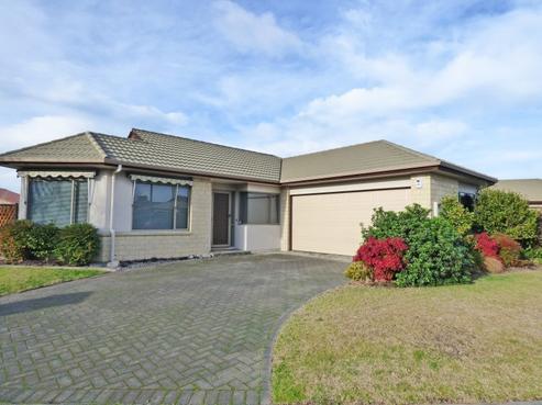 16 Claridge Place, Taradale