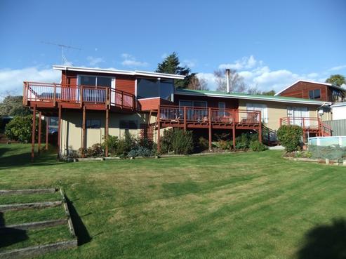 4 Silverbirch Lane, Duvauchelle