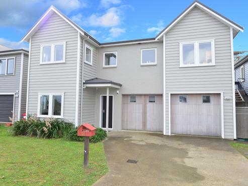 16 Cape Cod Drive, Gulf Harbour