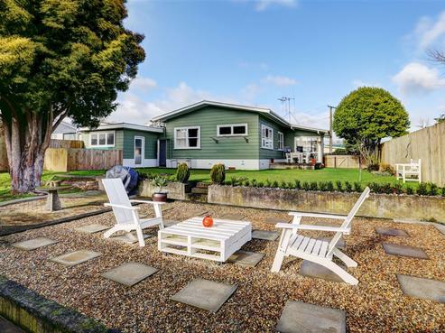 22A Forth Crescent, Glenview