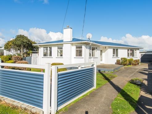 69 Oxford Road, Springvale