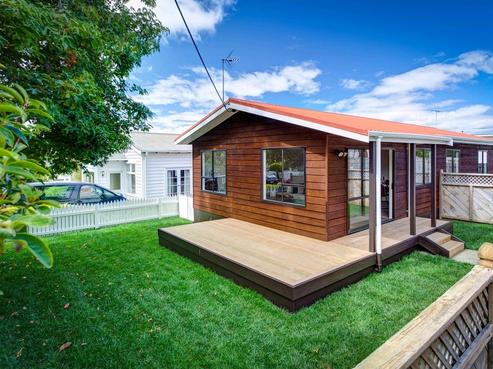 1 Evan Street, Belmont