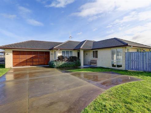 18 Aquila Crescent, Rototuna North