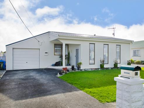 11 Alamein Avenue, Onerahi
